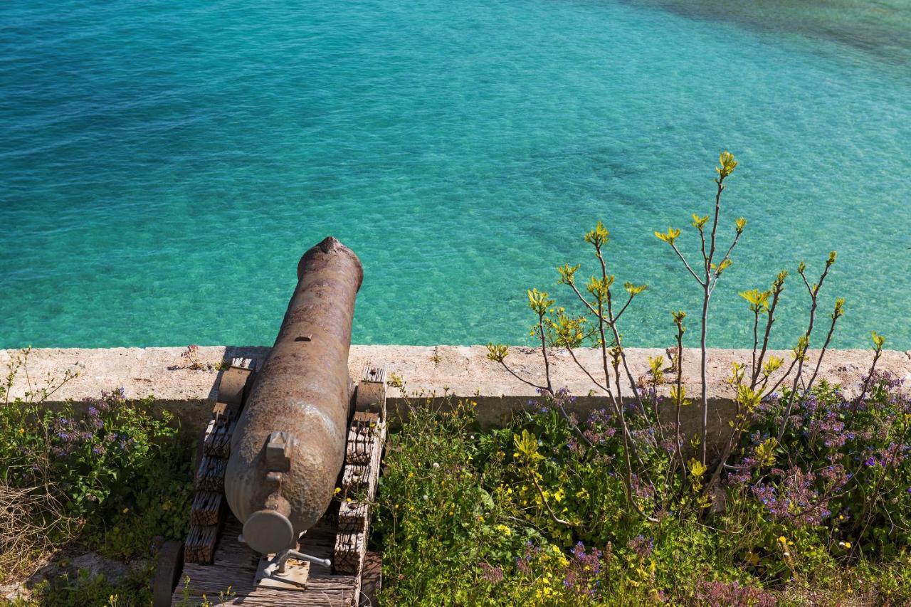 Meraviglia Sul Mare Монополи Екстериор снимка